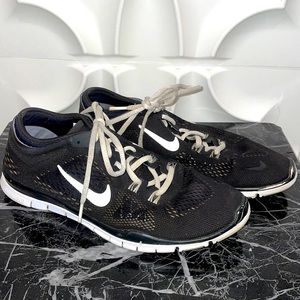 Nike Free 5.0 TR 4 Black training shoe size 8.5
